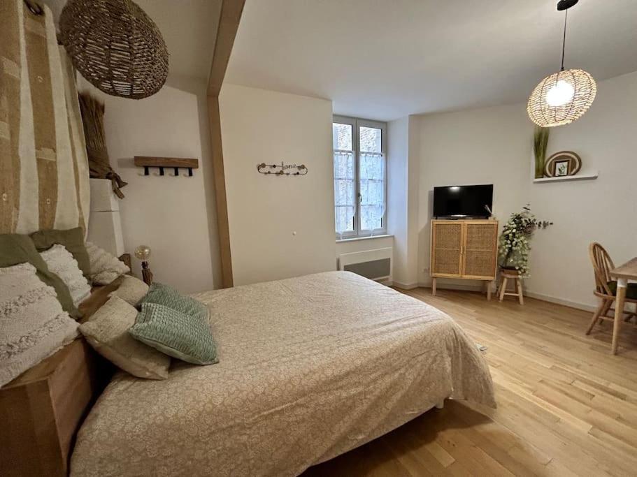 Studio L'Eden Moulins  Ngoại thất bức ảnh